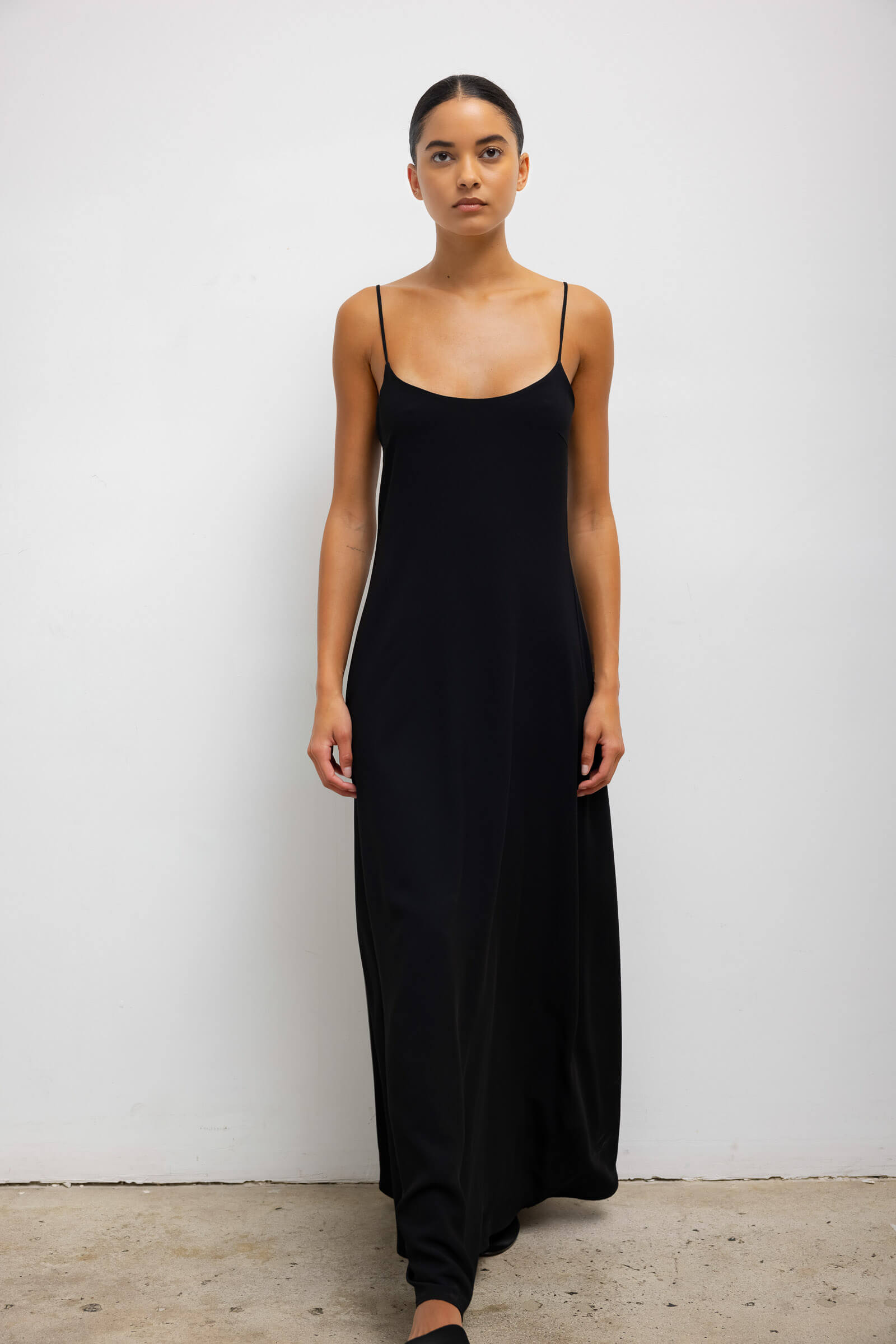 Ari Scoop Neck Maxi Dress