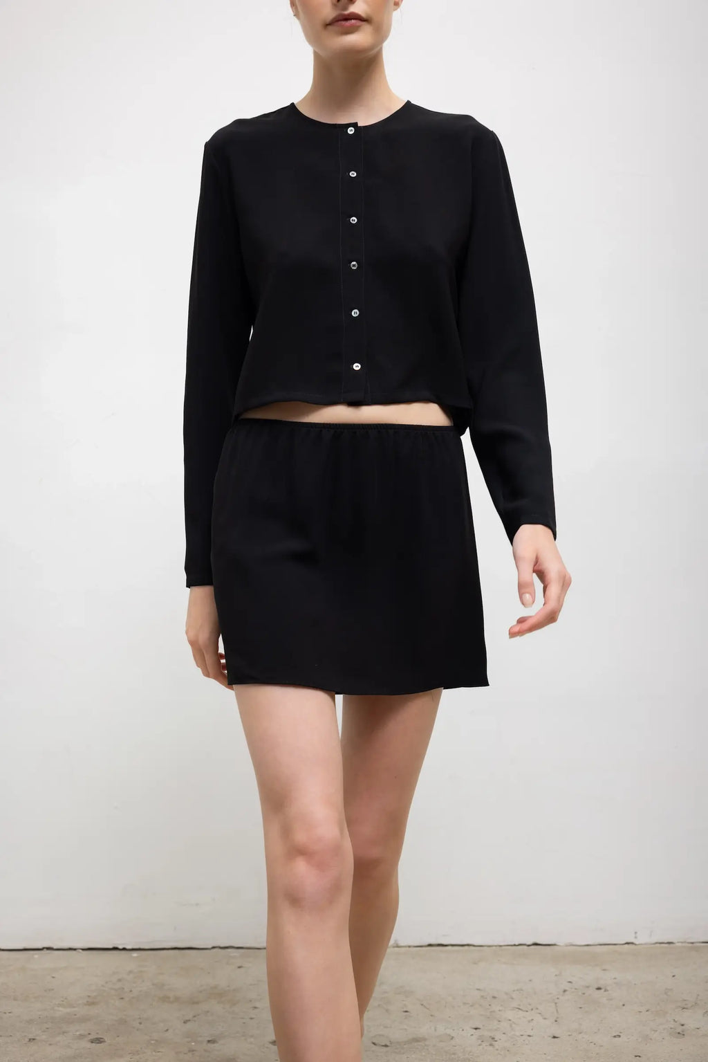 Ari Crop Cardigan