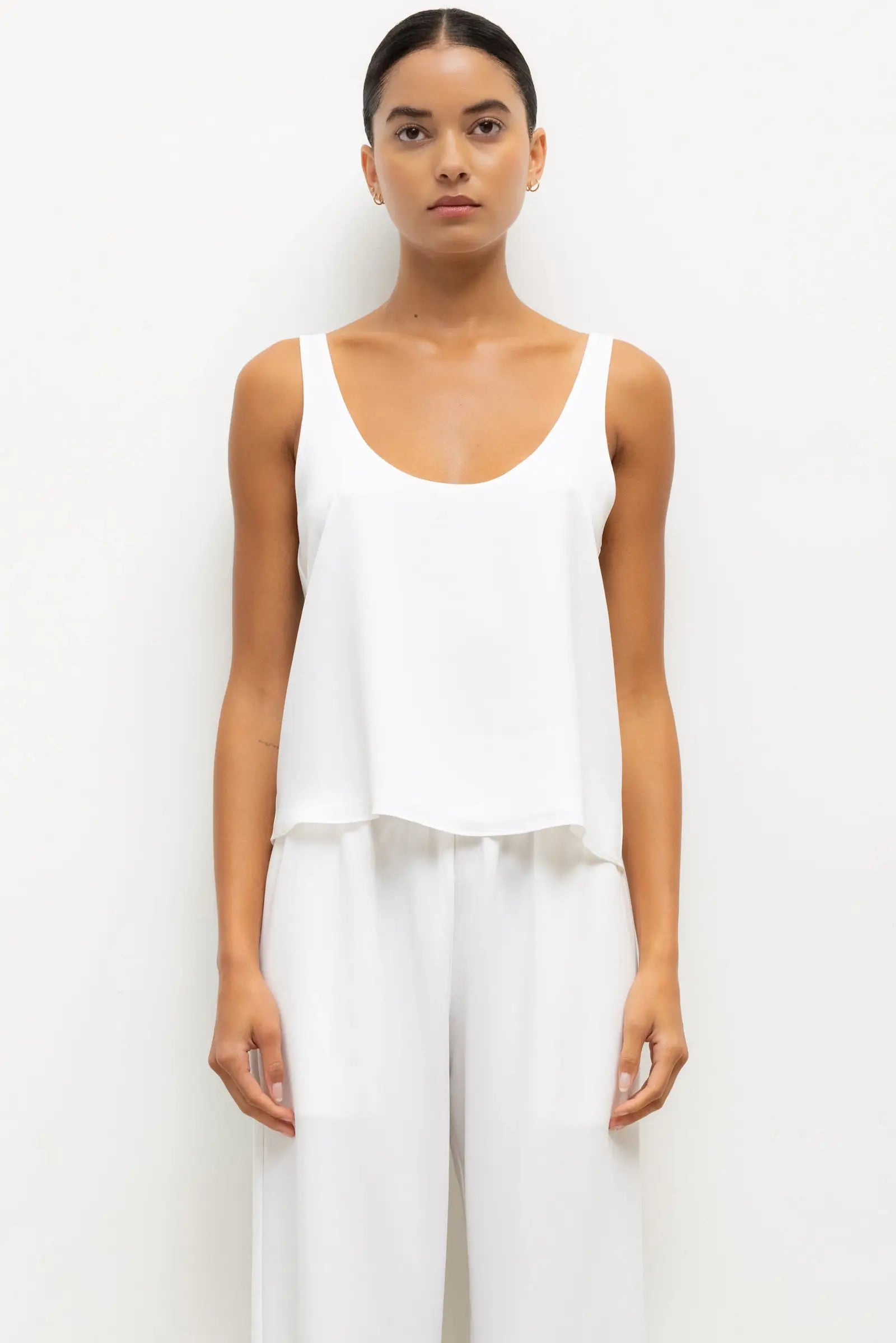 Ari Scoop Tank