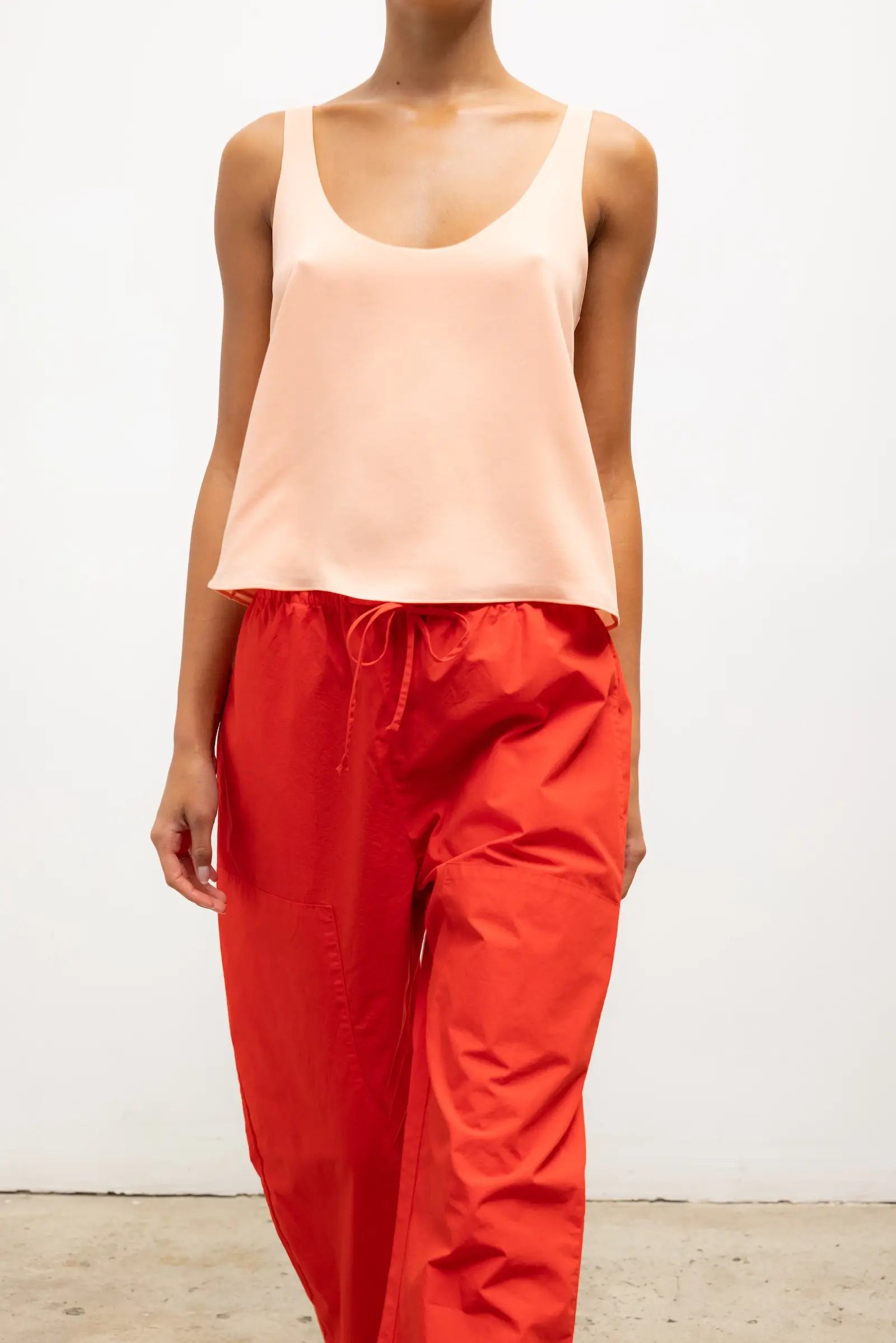 Ari Scoop Tank
