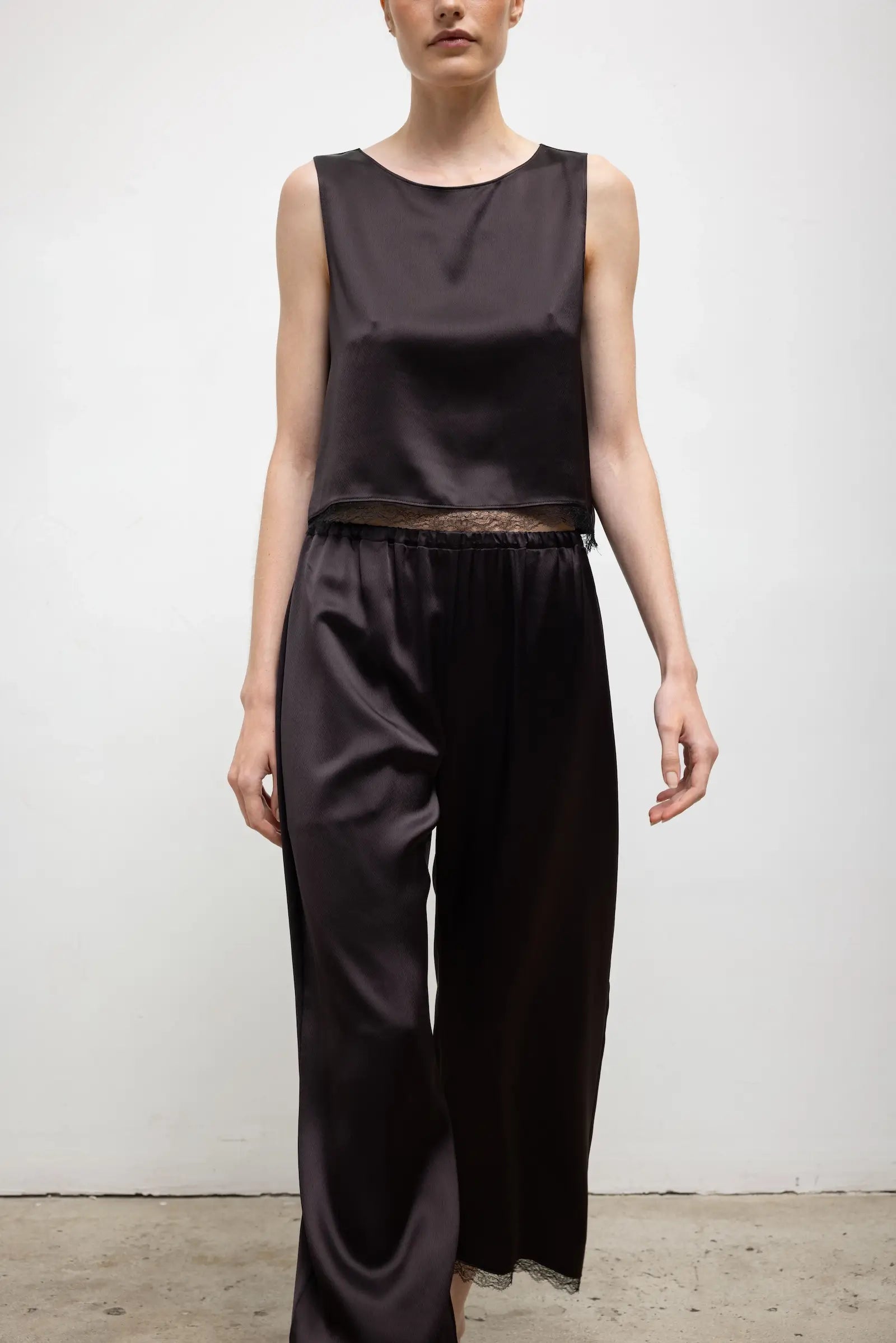 Pre-Order: Barb Lace Crop Pant