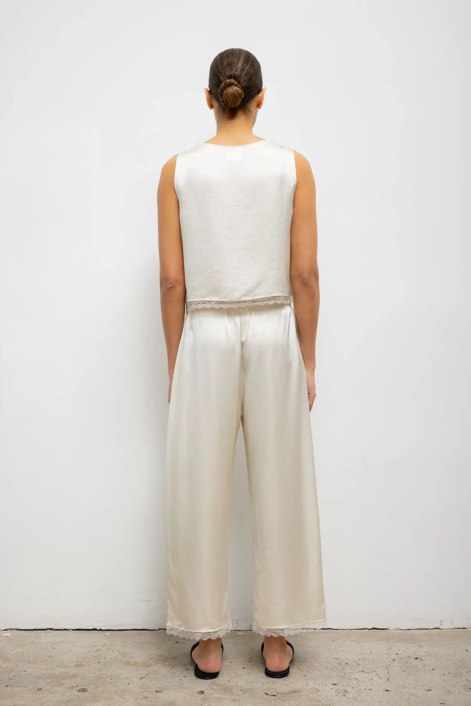 Pre-Order: Barb Lace Crop Pant