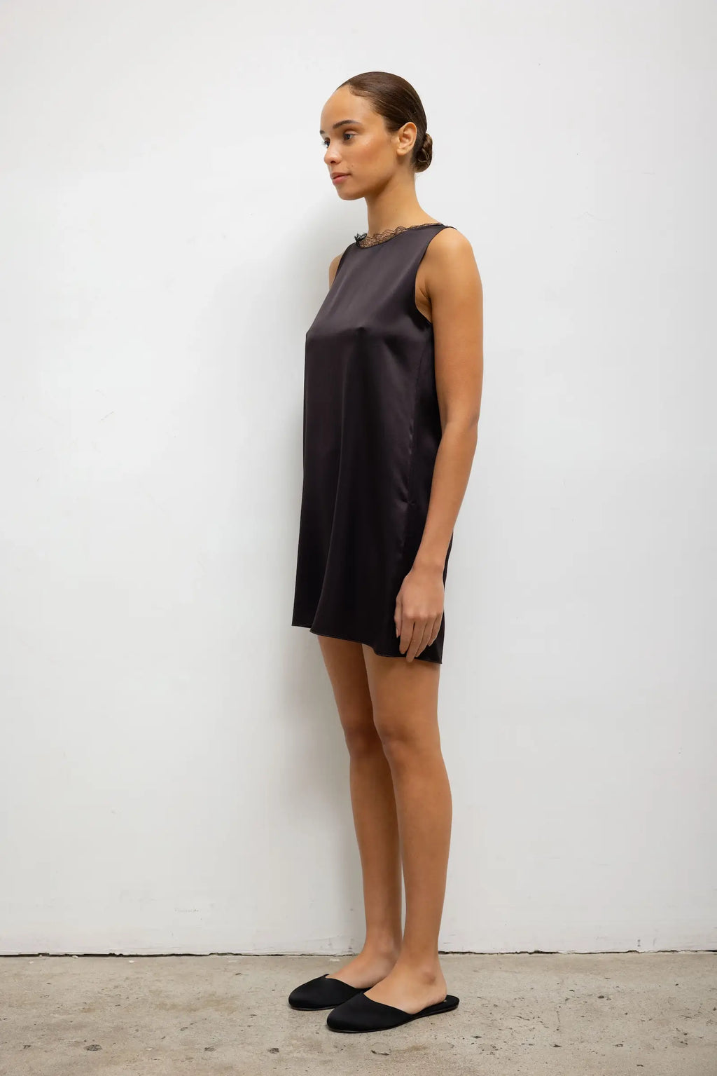 Barb Lace Sleeveless Mini Dress