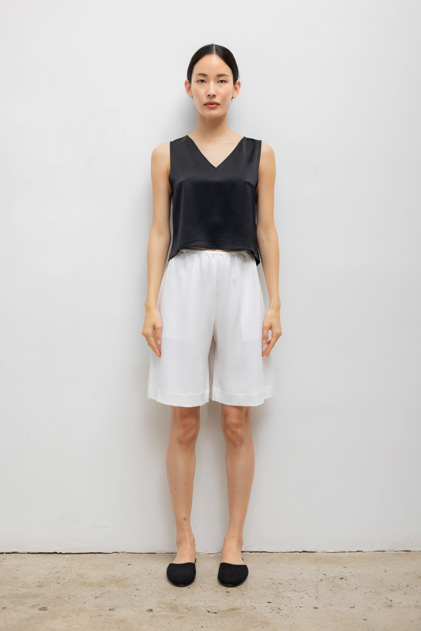 Barb V Neck Shell