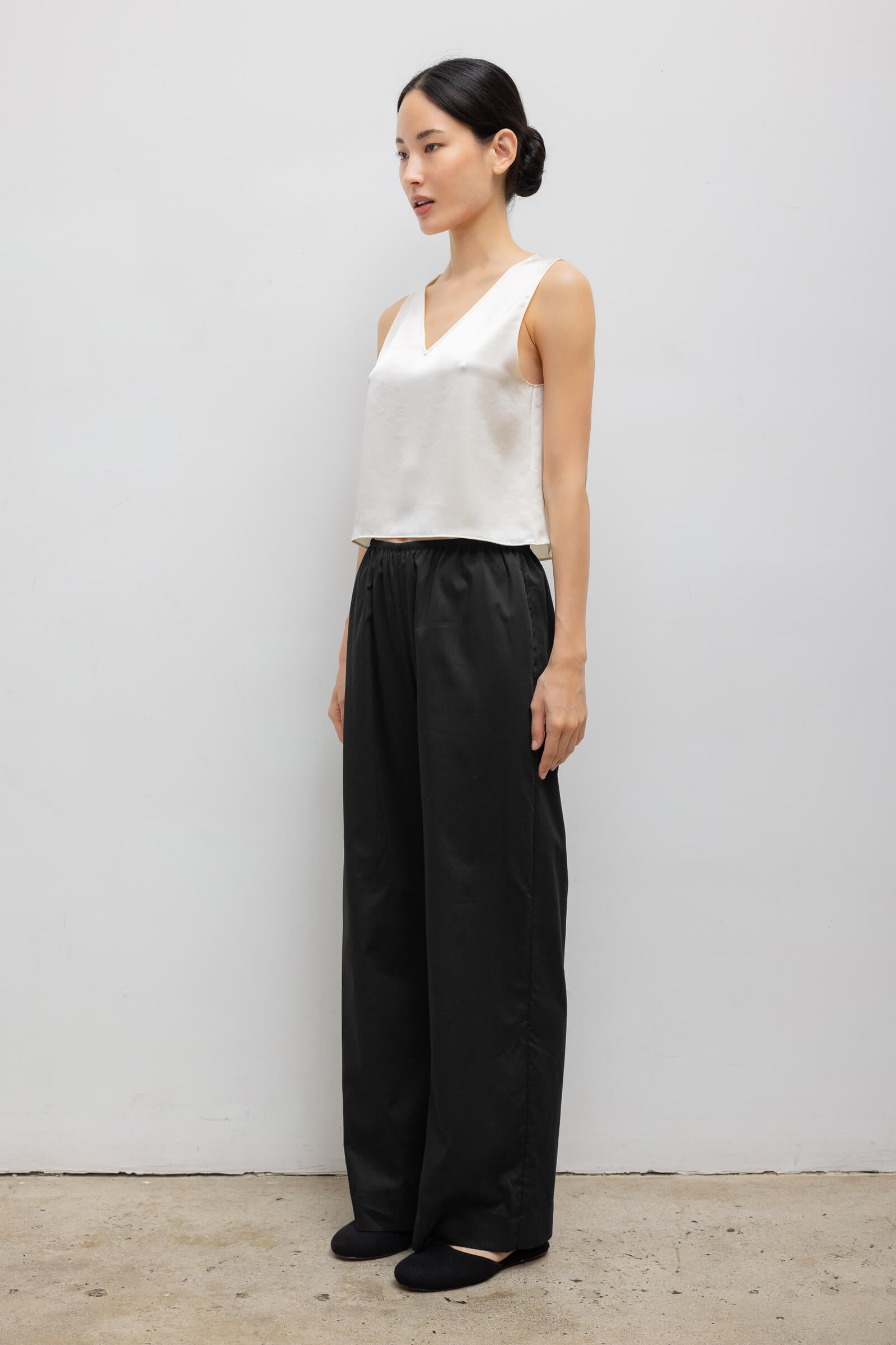Barb V Neck Shell