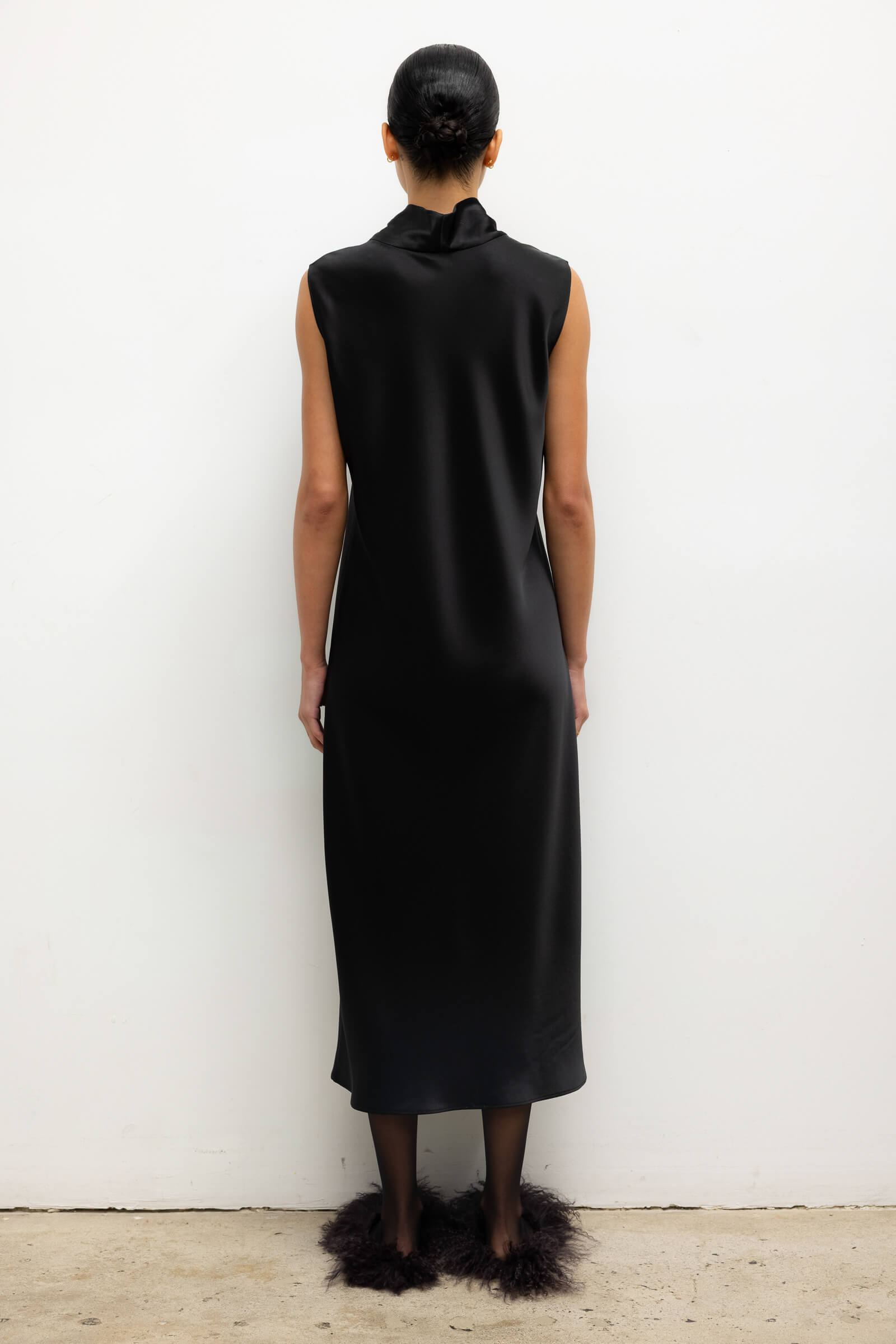 Barb Mock Neck Sleeveless Dress