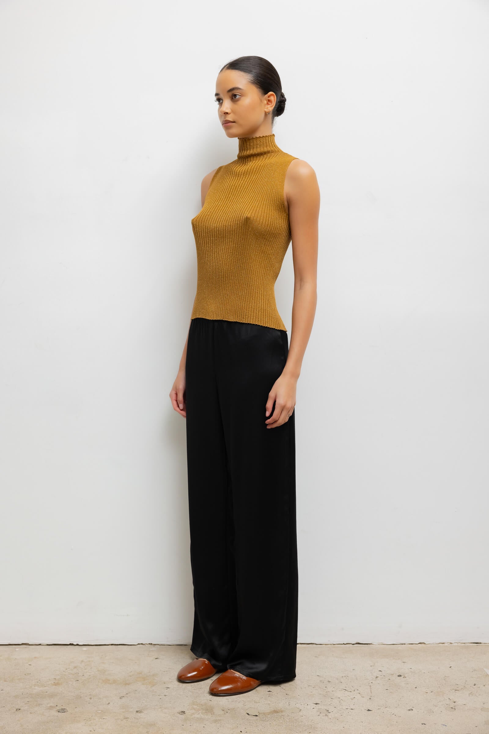 Blake Rib Sleeveless Turtleneck