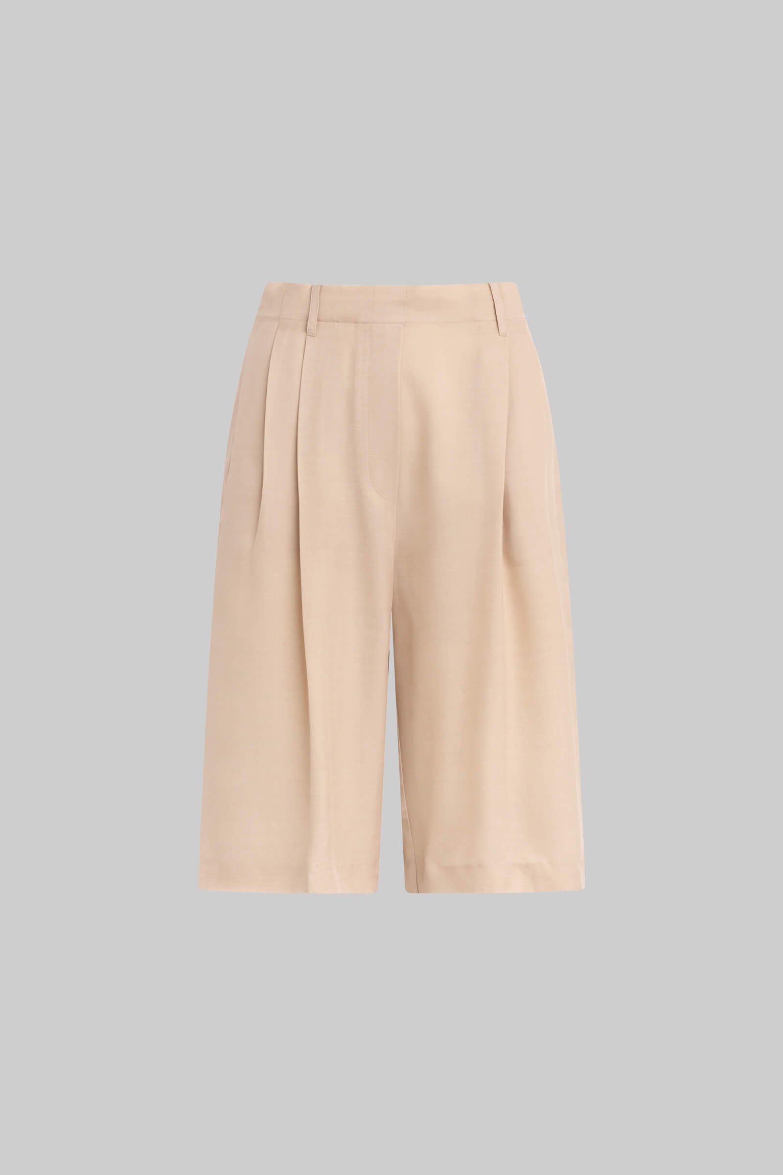 Kim Pleated City Short