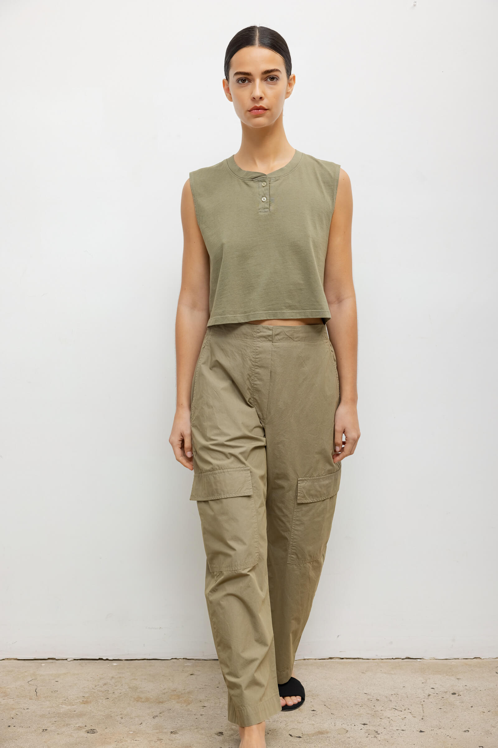 Margo Sleeveless Henley