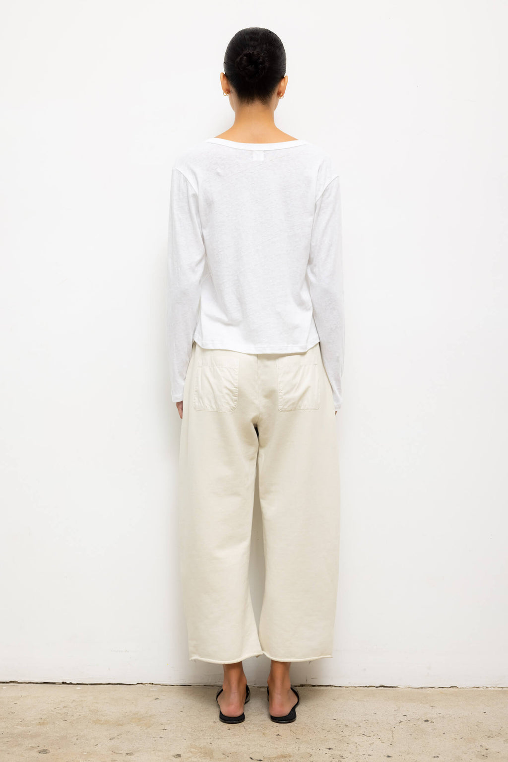 Laura V Neck Long Sleeve