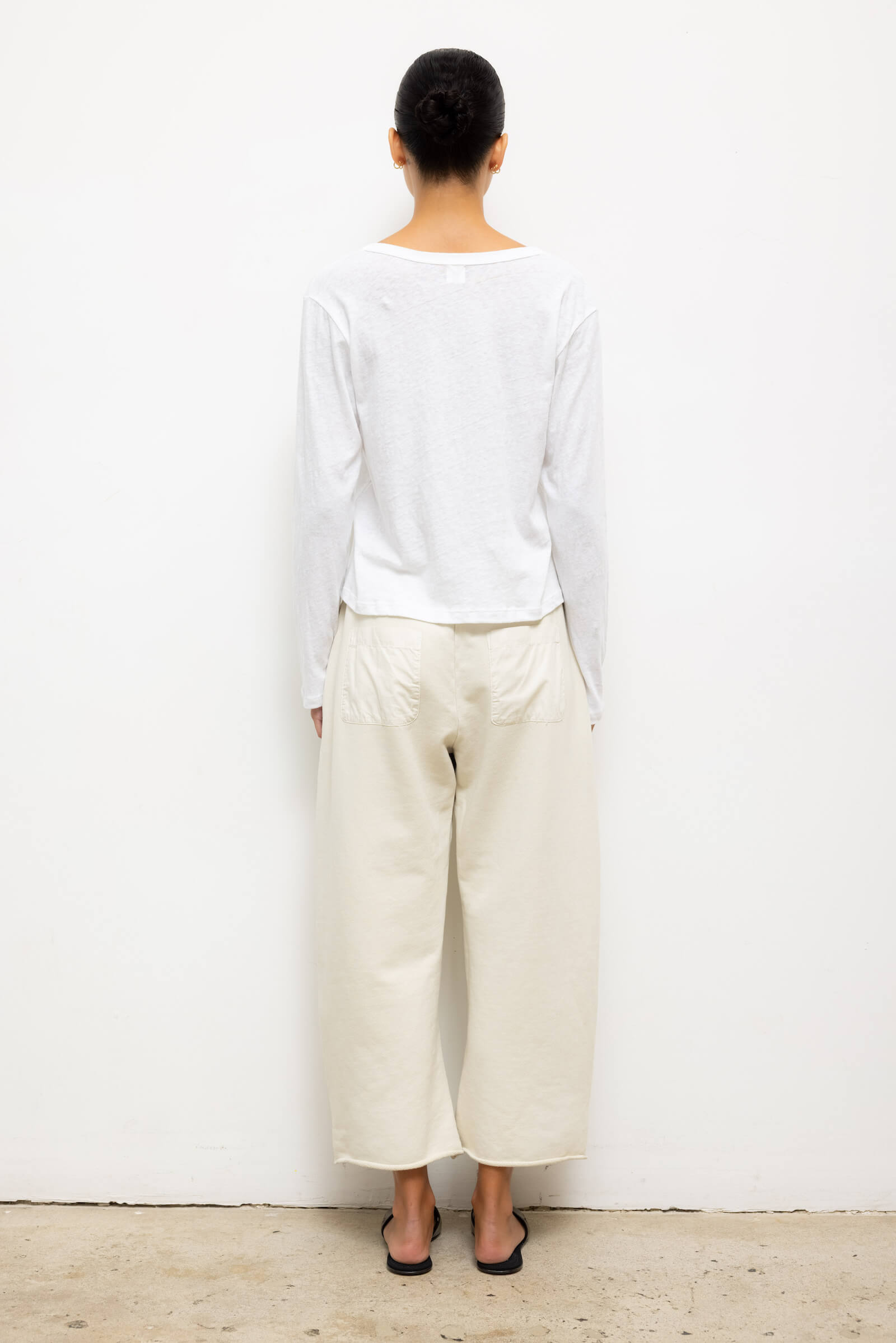 Laura V Neck Long Sleeve
