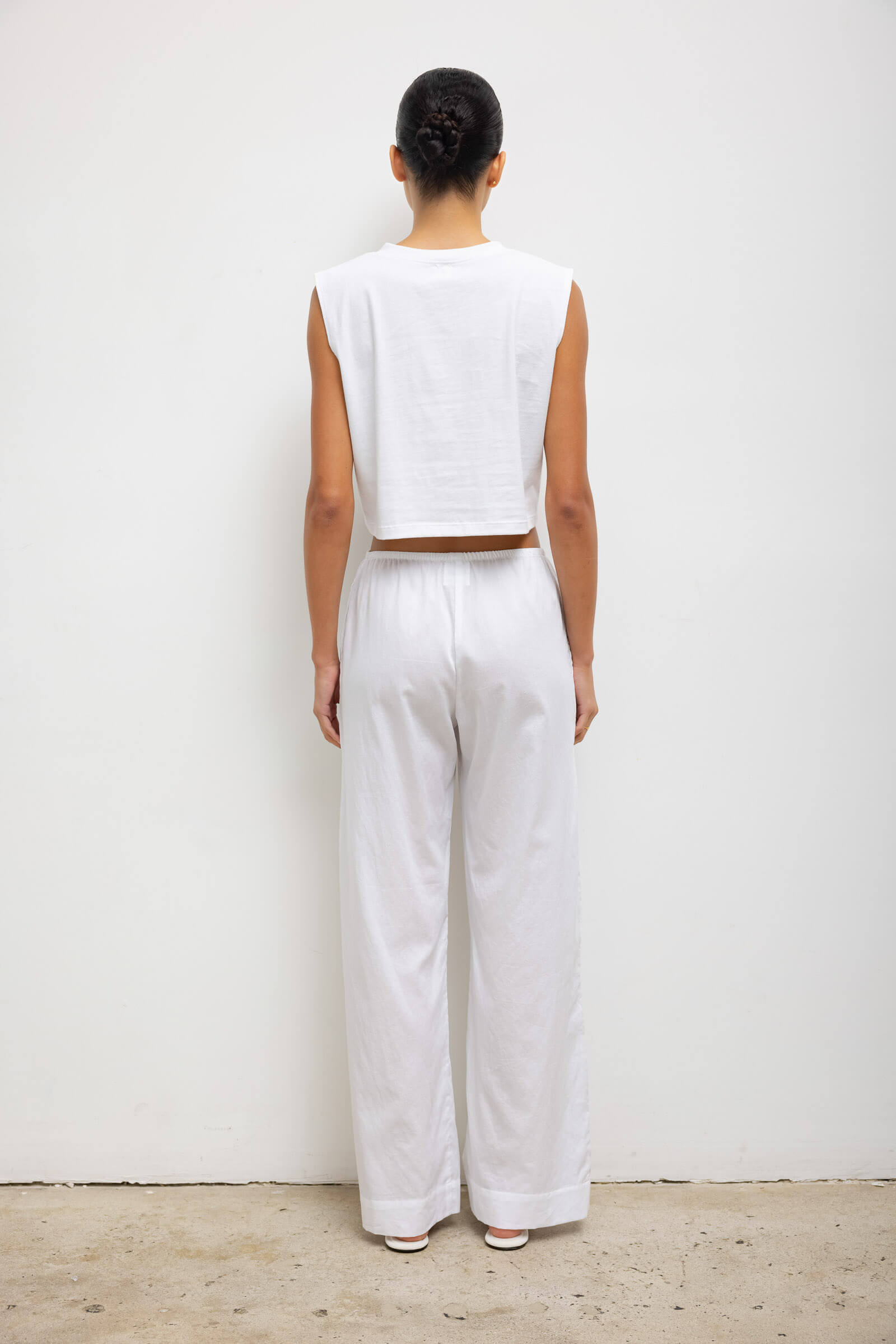 Margo Sleeveless Henley