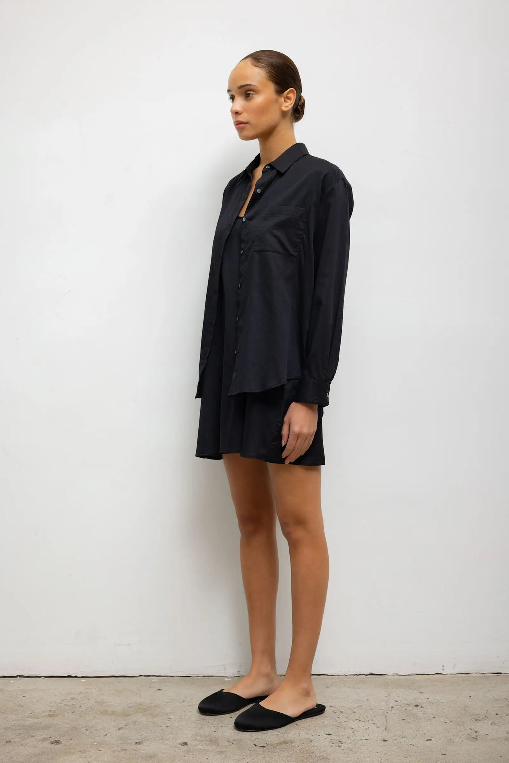 Yoko Classic Button Down