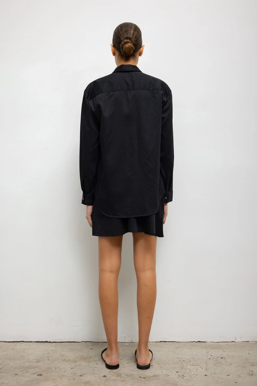 Yoko Classic Button Down